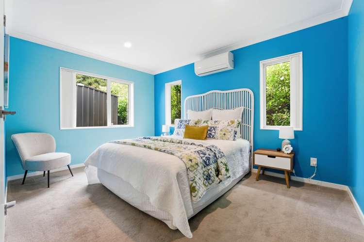 6 Viridian Lane Greenhithe_16