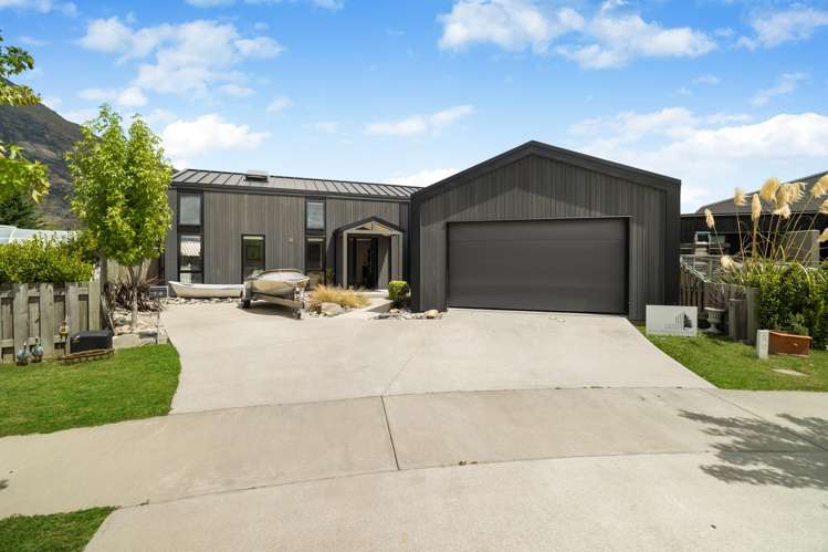 14 Bellamore Street Dalefield/Wakatipu Basin_24