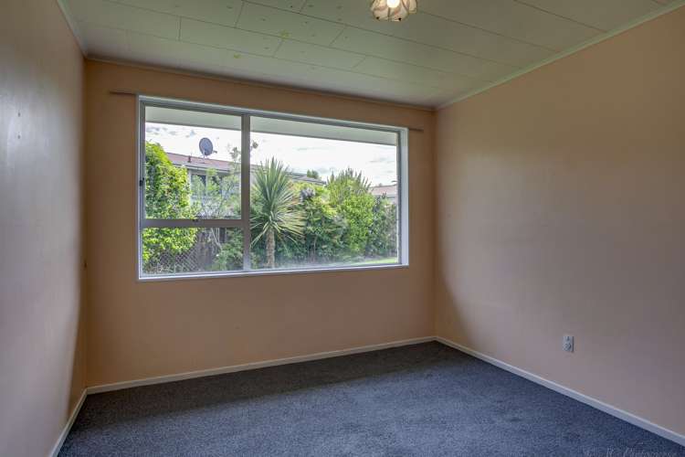 3 Aviemore Street Glenwood_13