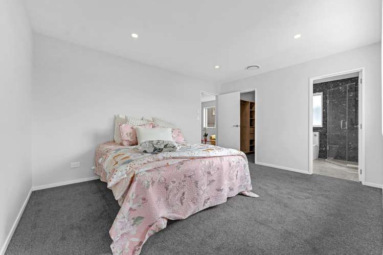 32 Castlebane Drive Flat Bush_18