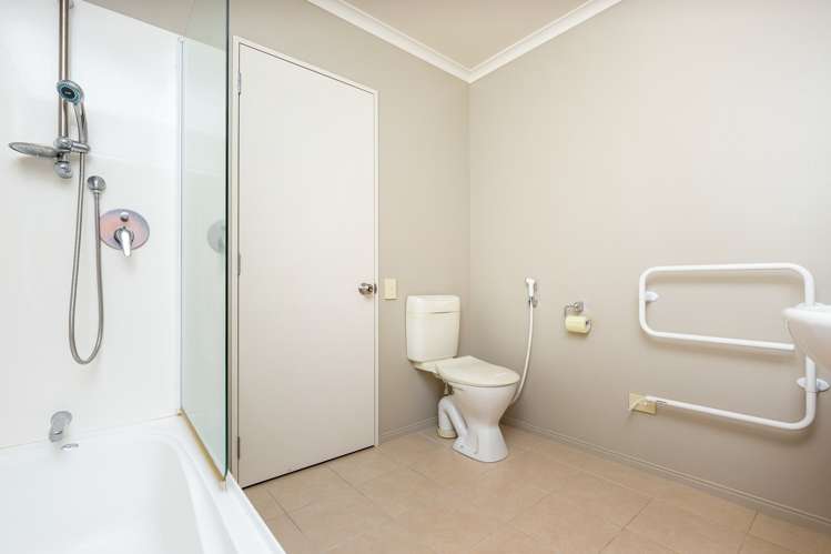 26 Espalier Drive Henderson_11