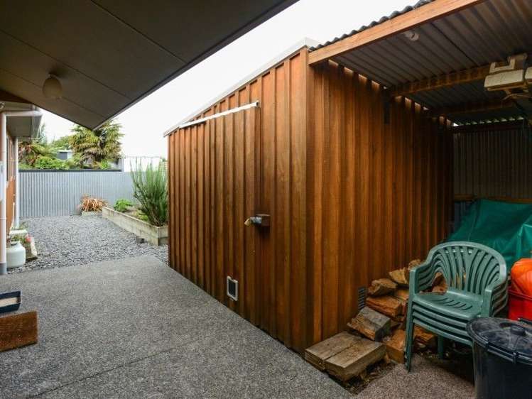 412a Southland Place Raureka_17