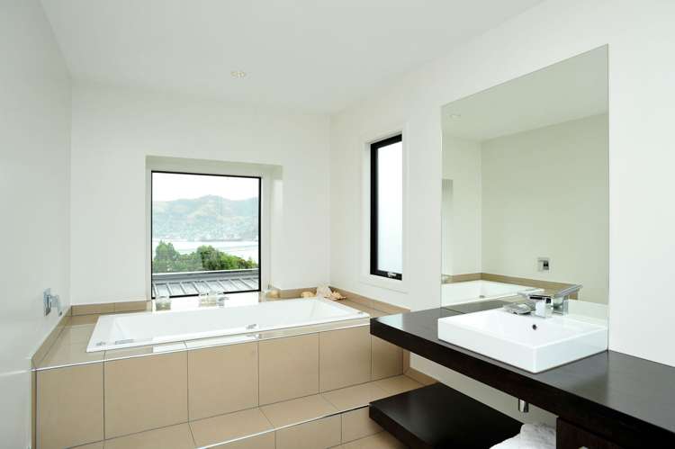 8 Ngatea Road Diamond Harbour_12