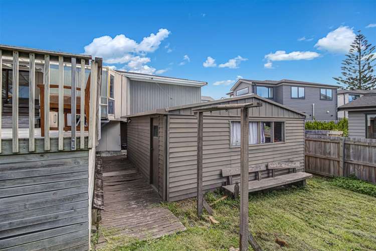 7 Kaweka Street New Lynn_26