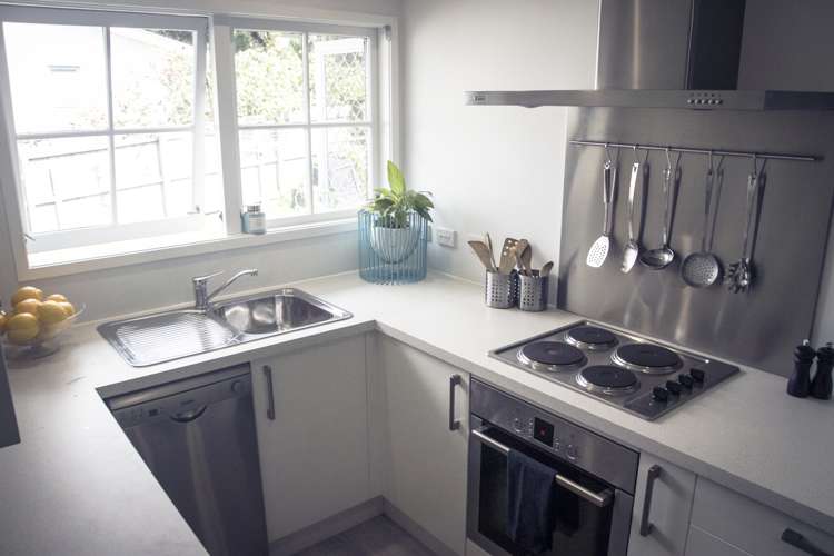 2/45a Asquith Avenue Mount Albert_5