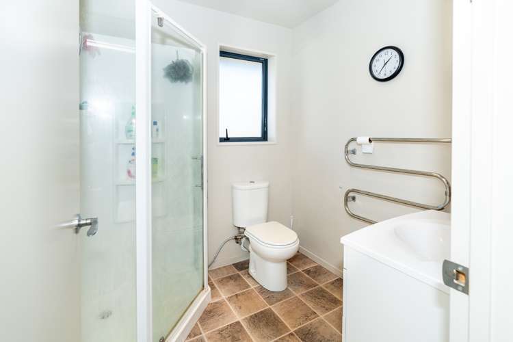 6/295 Pages Road Wainoni_5