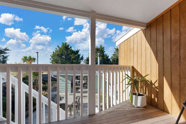 63 Batten Grove The Pines Beach_19