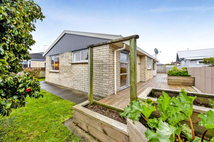 6 Manse Street Hawera_23