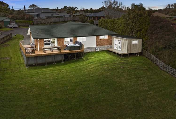 17 Bella Villa Drive Waiuku_2