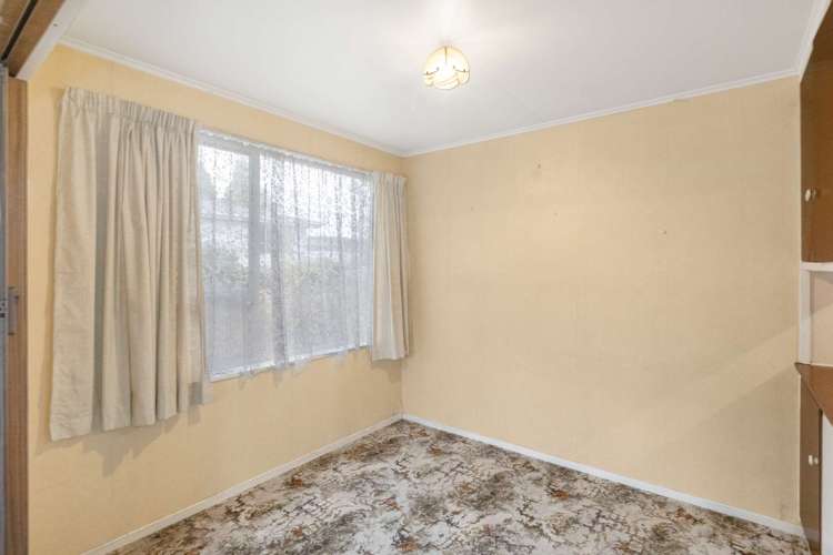 9 Dale Crescent Gore Surrounds_13