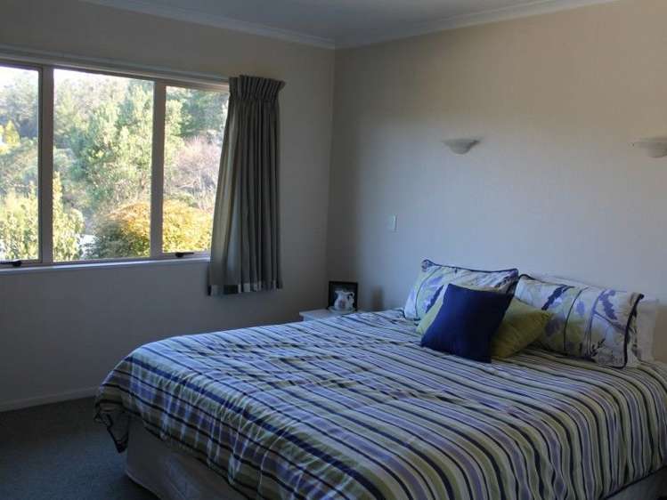 28 Hinemoa Terrace Tairua_13