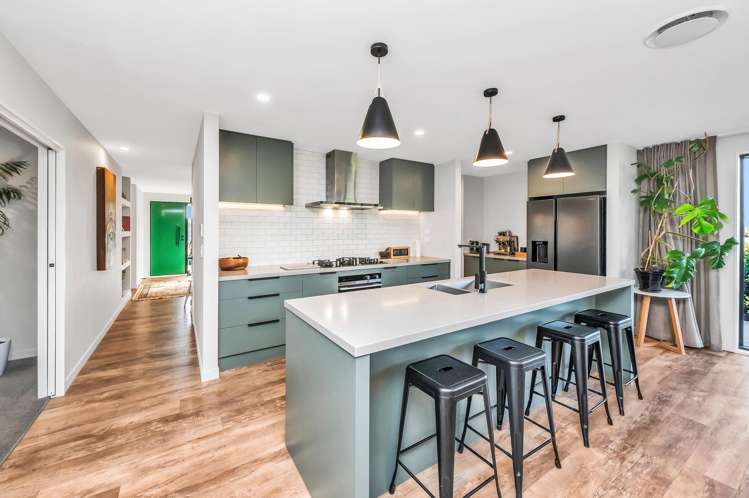 28 Hollard Crescent_5