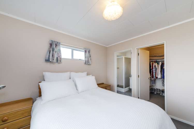 10 Sunrise Heights Feilding_6