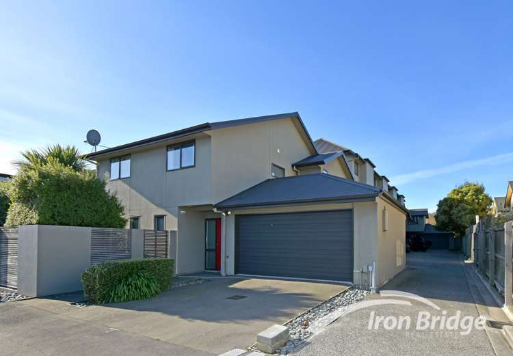 2/38 Brockworth Place Riccarton_1