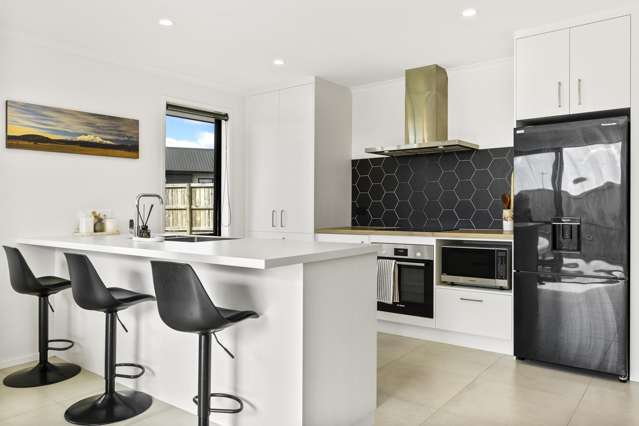 51 Maru Terrace Wharewaka_3