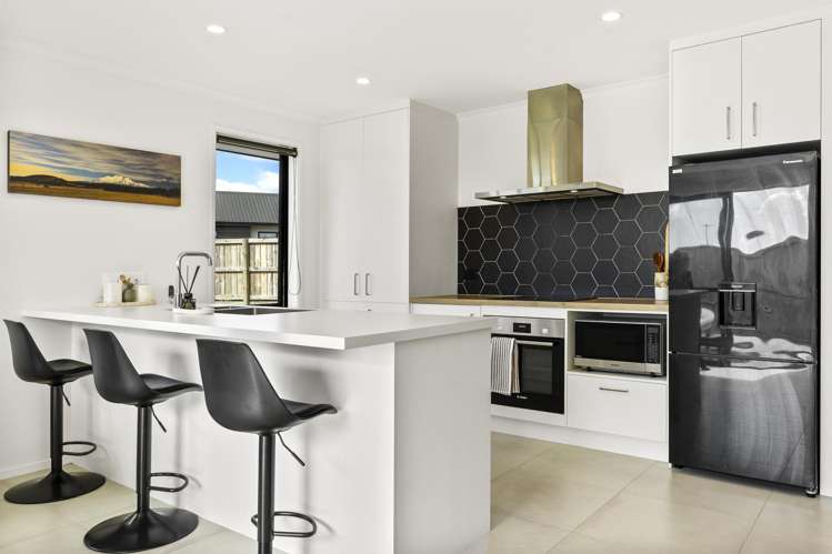 51 Maru Terrace Wharewaka_2