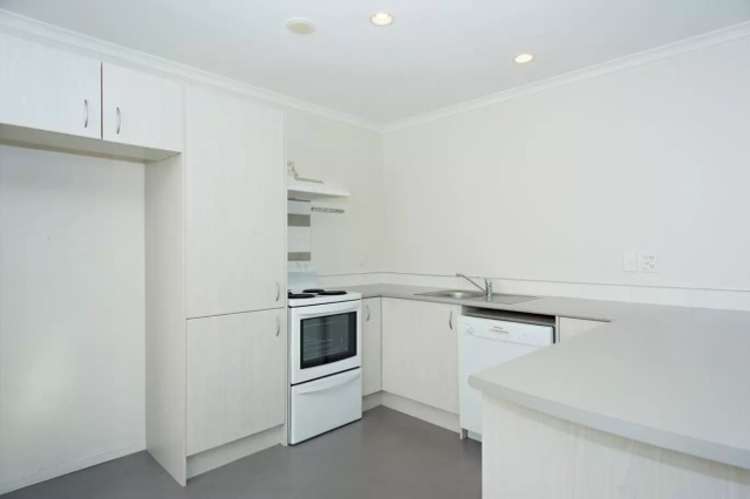 22/60 Parton Road 1131_2