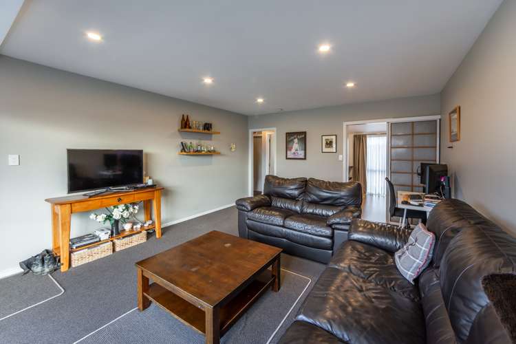 2/30b Nortons Road Avonhead_3