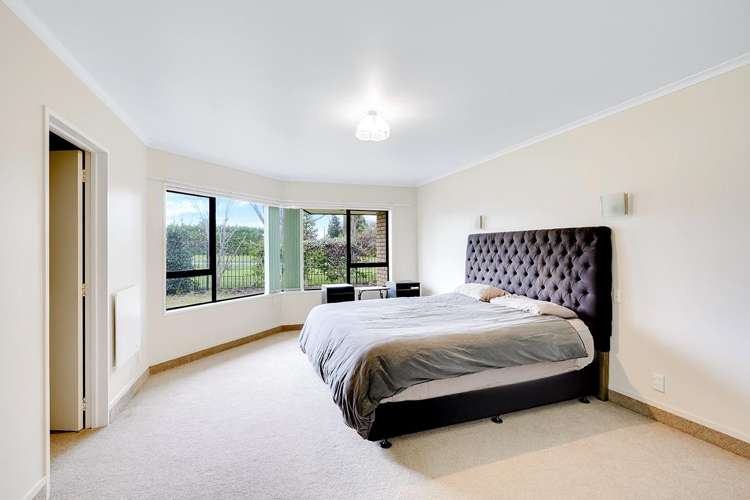 260 Shakespeare Street 11373_5