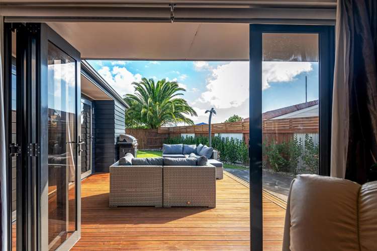 9 Walnut Grove Kelvin Grove_16