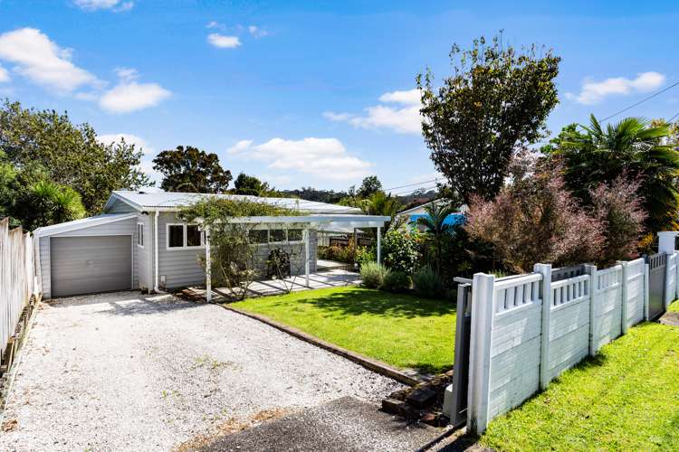 1/10 Cresta Avenue Beach Haven_17