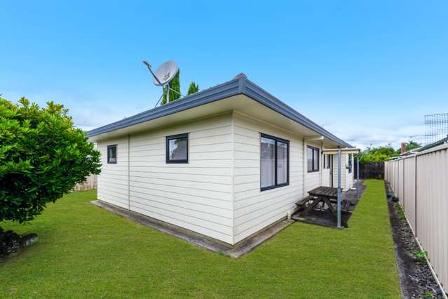 2/66 Willis Road Papakura_3
