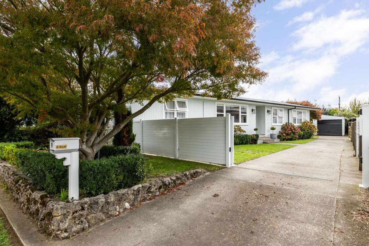 9 Elliott Crescent_0