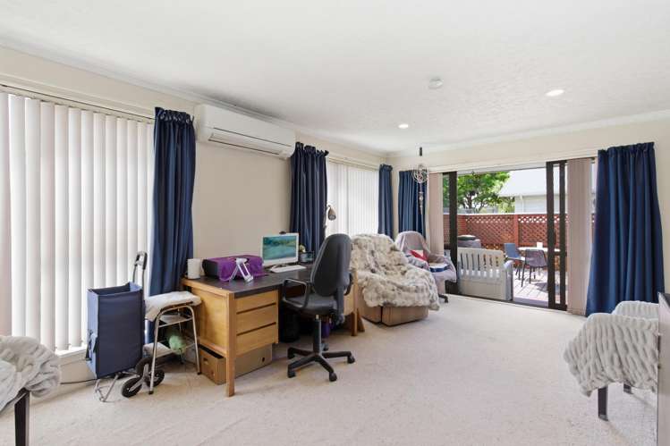 12 Cob Crescent Woolston_10