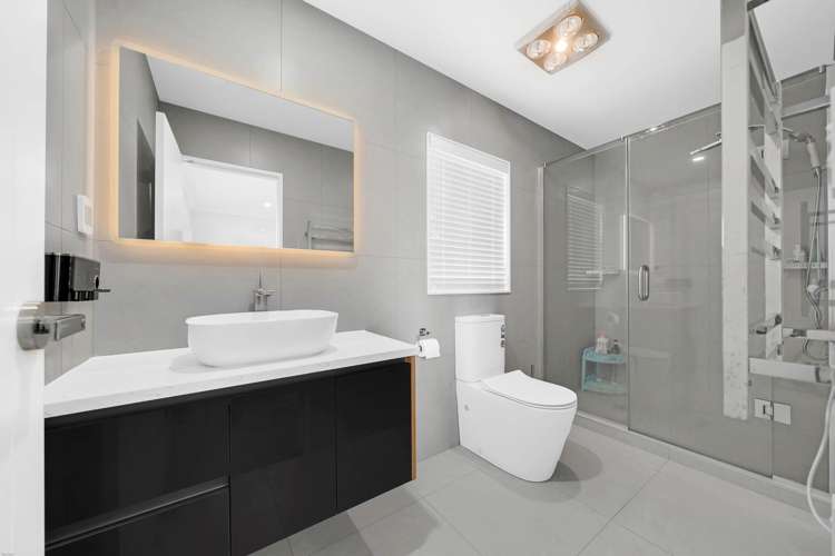 12 Uru Drive Flat Bush_10