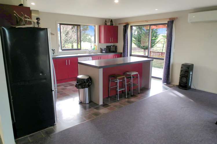 39 Whartons Road Maheno_9