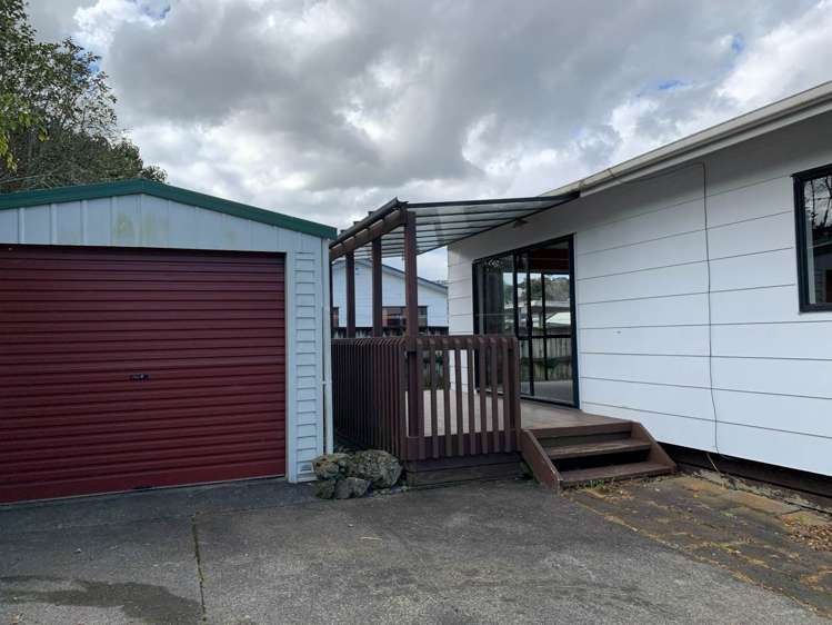 1 Lacebark Court Titirangi_11