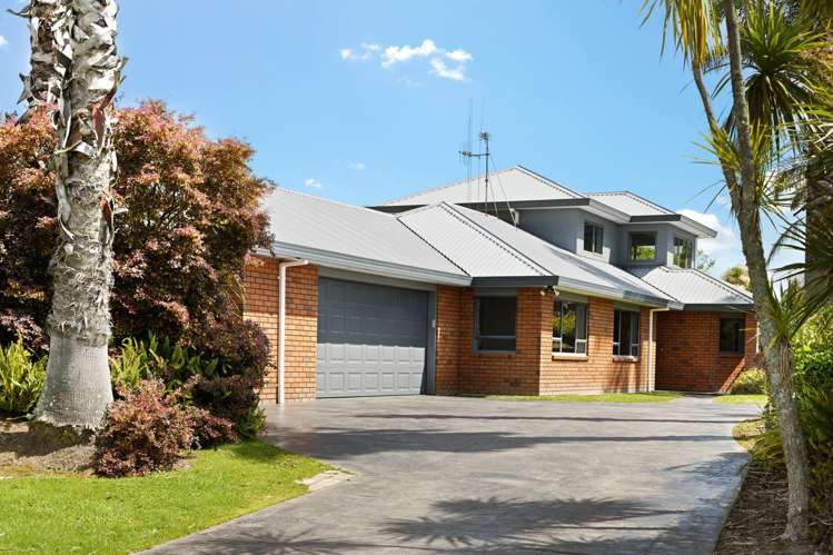 17 Montrose Crescent Huntington_32