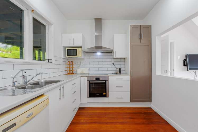 1121 Whakapirau Road Whakapirau_12