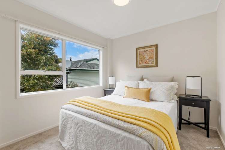 2/15 Simon Ellice Drive Bayview_6