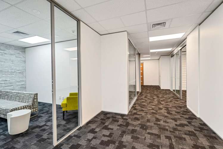49 Main Highway Ellerslie_3