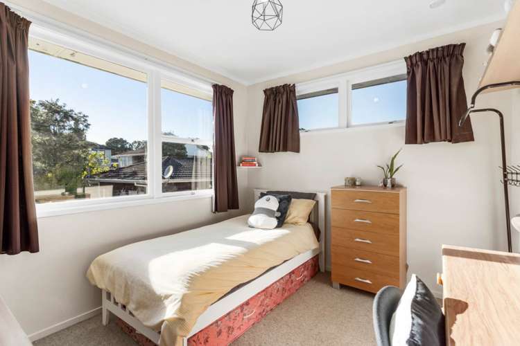 73 Chartwell Avenue Glenfield_10