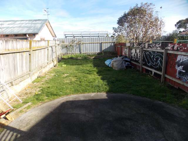 22 Waldegrave Street Palmerston North Central_2