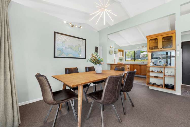 2 Alexander Avenue Maraetai_18