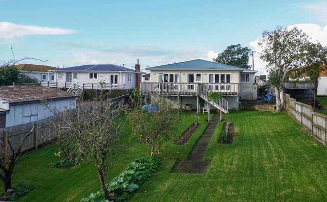 Opportunity & Elevation in the Heights on 850sqm