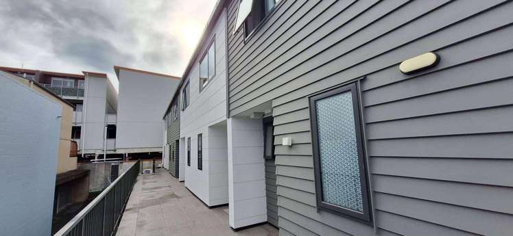 5/148 Arthur Street 10051_10