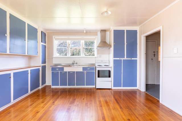 1 Churchill Street Pahiatua_4