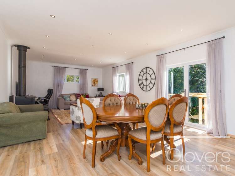 8 Duffy Road Waitakere_6