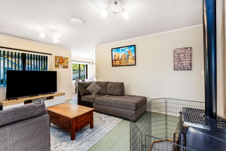27 Rose Street Ranui_12