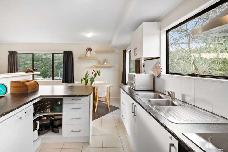 2/65 Eskdale Road Birkdale_7