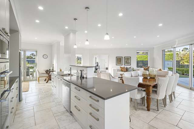 361a Ridge Road Paremoremo_4