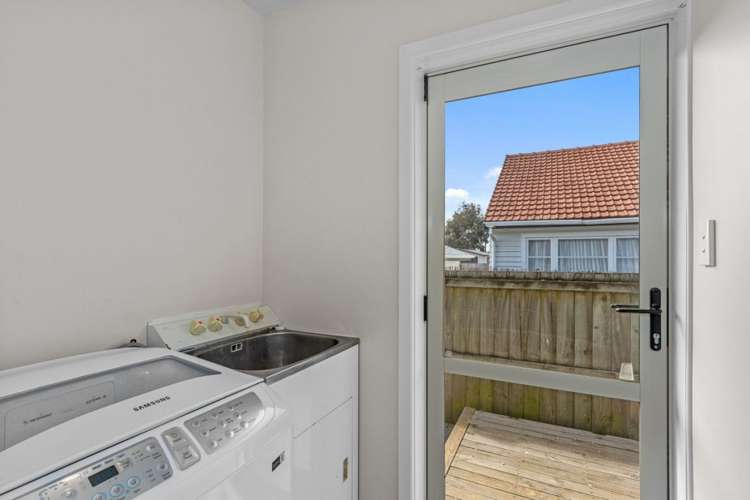 330 Breezes Road Aranui_11