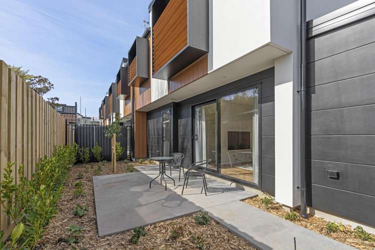 10/130 Holly Road St Albans_11