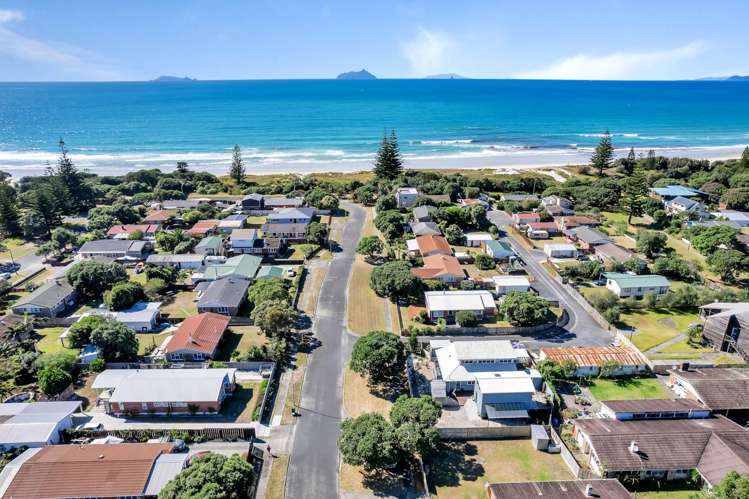 4 Te Kamo Street Ruakaka_24