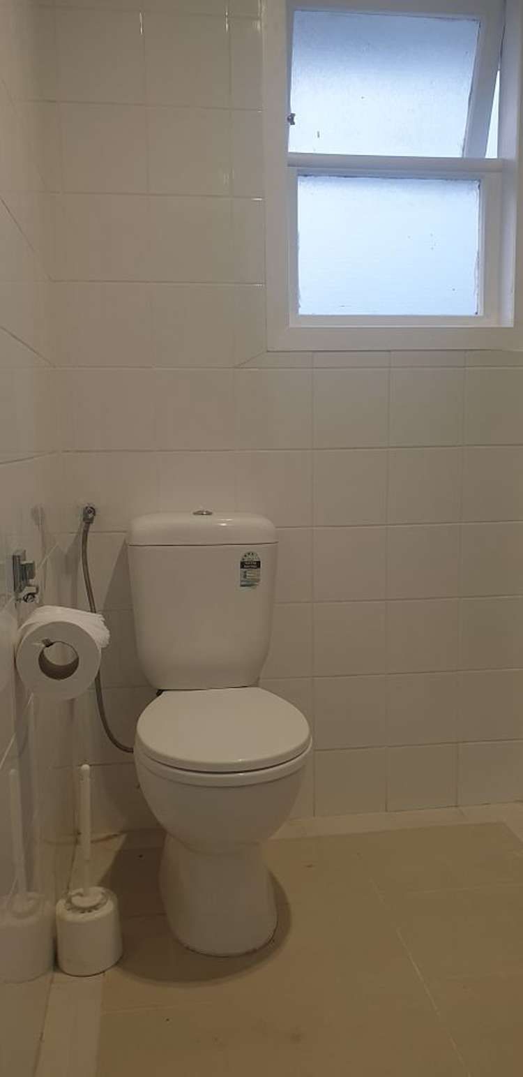 53 Vodanovich Road Te Atatu South_3