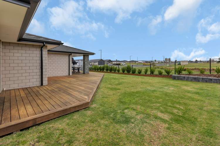 25 Kitemaunga Avenue One Tree Point_27